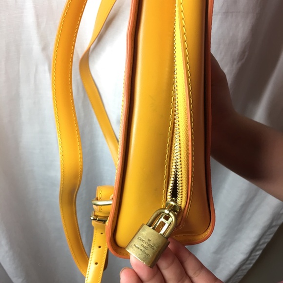 Louis Vuitton Mabillon backpack - Picture 4 of 6